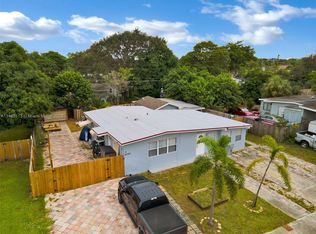 4040 NE 12th Ter, Pompano Beach, FL 33064