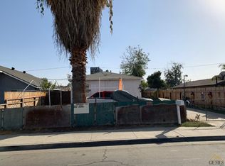 403 Melba Ln, Bakersfield, CA 93307