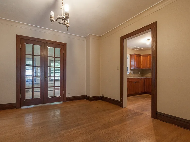 2642 Kendall Ave #1 — Photo 8