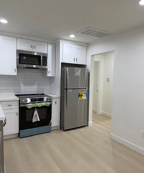 227 Waldo Ave #A — Photo 11