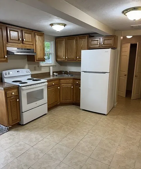 11 Lakeview Blvd #0 — Photo 3