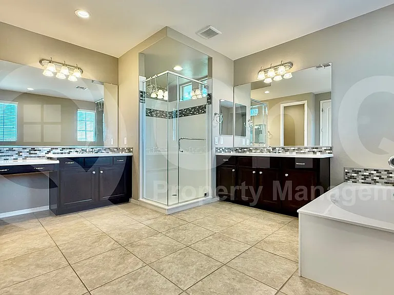 4527 E Skousen St — Photo 18