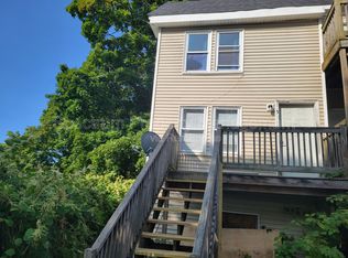 22 Highland Ave #5, Gardiner, ME 04345