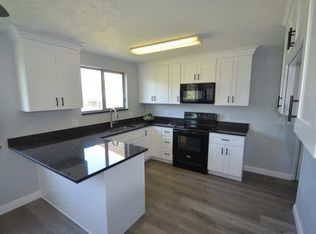 3238 W Royalwood Dr, Salt Lake City, UT 84129