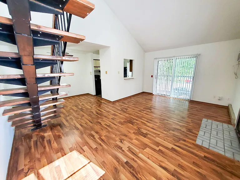 Orchard Village Apartments — Photo 168