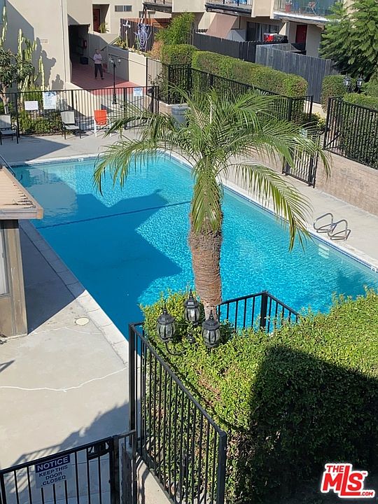 1st image of 3422 Maricopa St #112