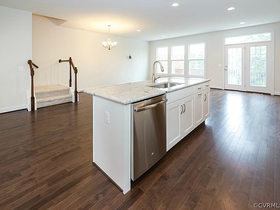 3rd image of 5403 Hickory Ann Dr #4D