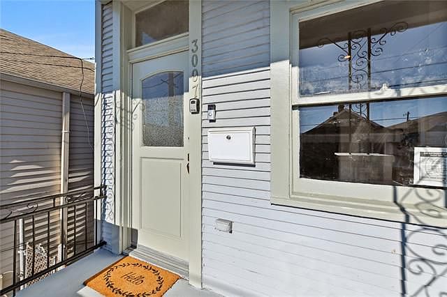 1st image of 3007 Dumaine St #A