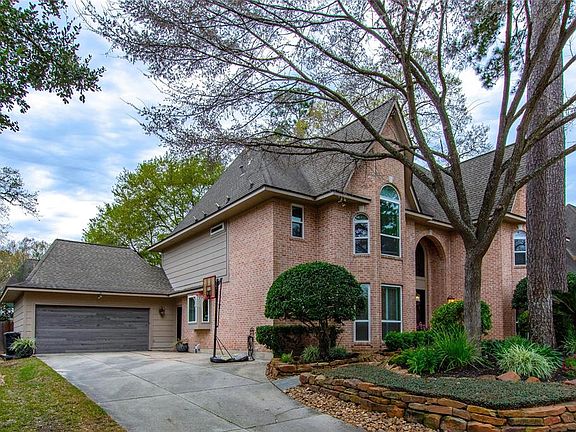 3rd image of 1807 Misty Hill Ln