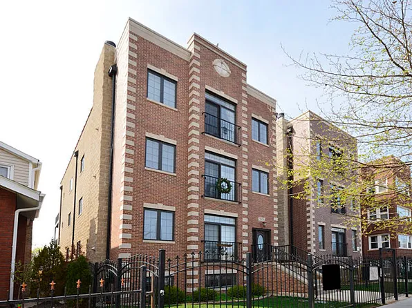 5058 N Kimball Ave, Chicago, IL 60625