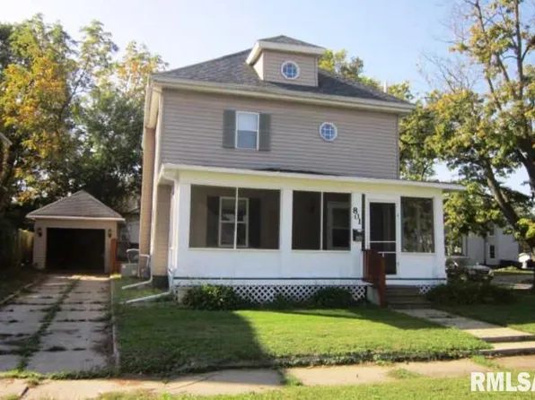801 E 1st Ave, Monmouth, IL 61462
