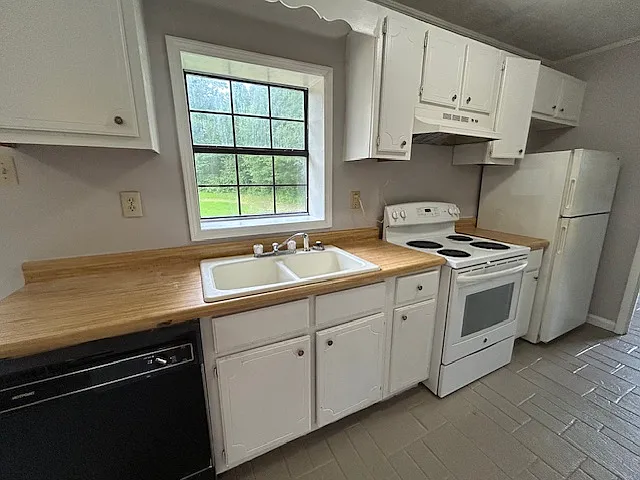 5536 Highway 182 E — Photo 9