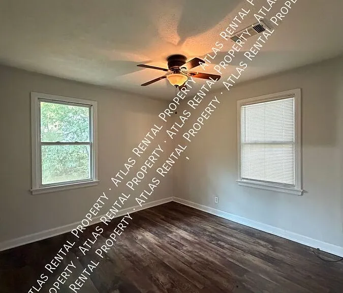 3871 Sherwood Dr — Photo 10