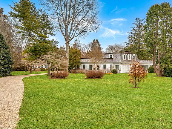 5th image of 46 Woods Ln