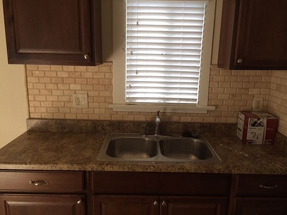 3rd image of 2492 Pasadena Ave #2494