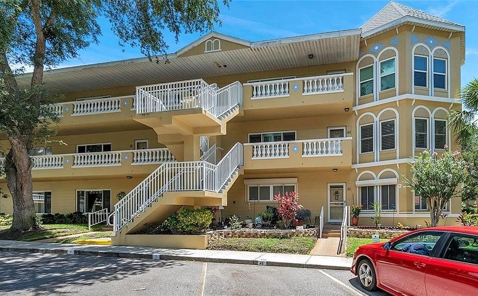 1st image of 2220 Spanish Dr APT 40