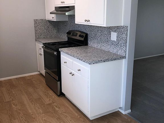 5th image of 220 E Okeefe St #0sdgzqx8s