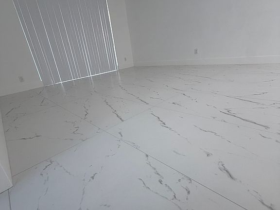 4th image of 8511 NW 8th St APT 201