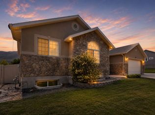 319 W Lariat Blvd, Saratoga Springs, UT 84045