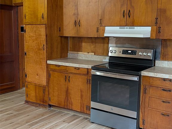 5th image of 512 Agee Ave