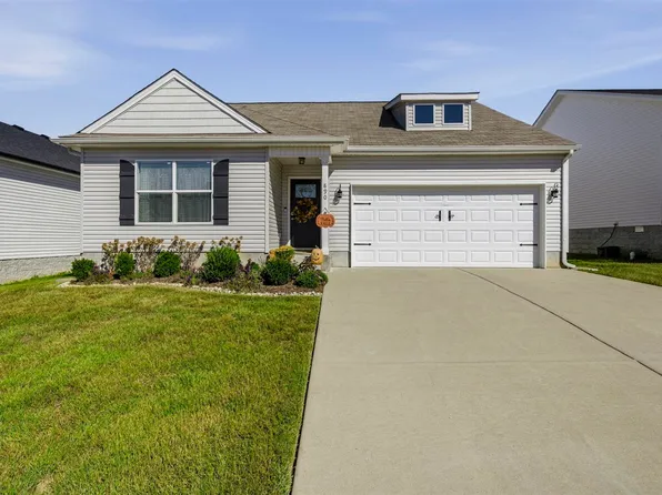 890 McFadin Station St, Bowling Green, KY 42103