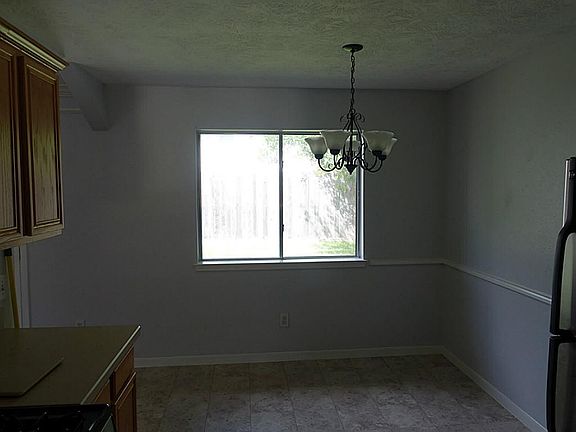 4th image of 3630 Choctaw Dr