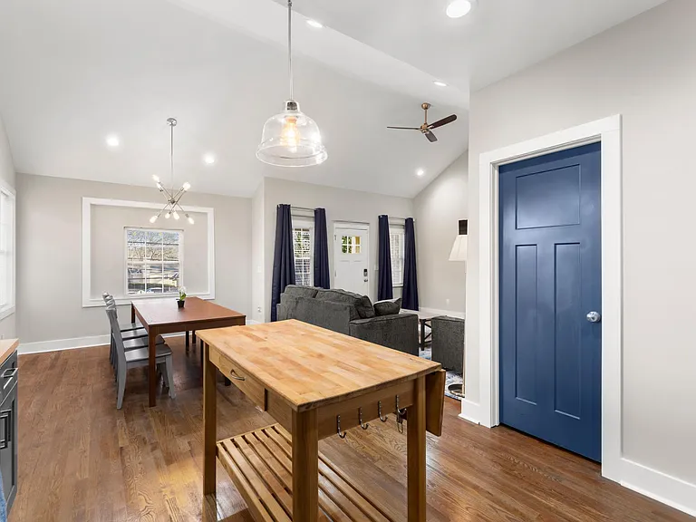 1690 Donald Lee Hollowell Pkwy NW — Photo 26