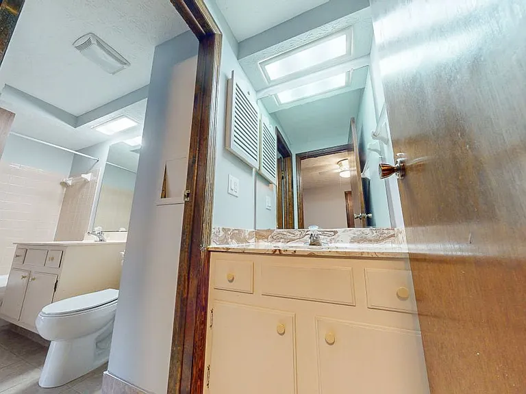 5123 Delancey St — Photo 26
