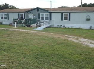 19269 Piercy Ln, Neosho, MO 64850