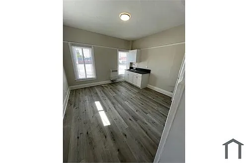 156 W 32nd St #2 Photo 1
