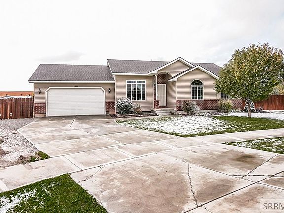 3rd image of 3535 E Sangria Ct