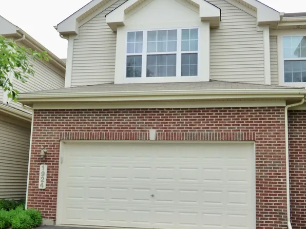 1924 Sundrop Ct, Bartlett, IL 60103