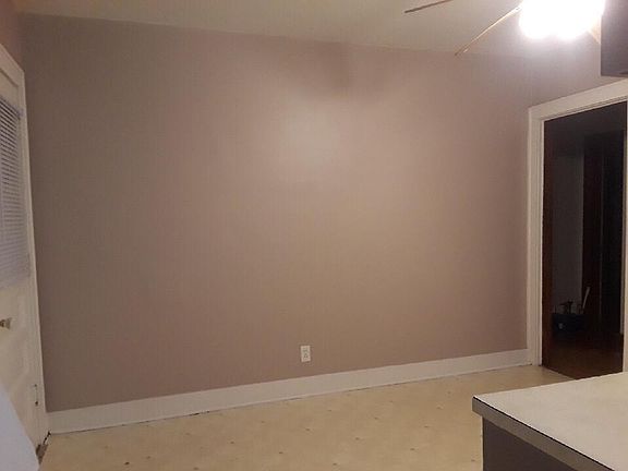 3rd image of 104 N Henderson Ave #B