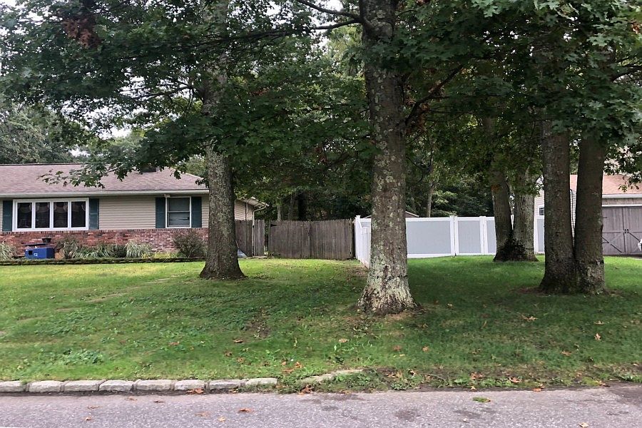 254 Peconic St, Ronkonkoma, NY 11779 Zillow