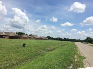 100 Cherry Point Dr, Palmer, TX 75152