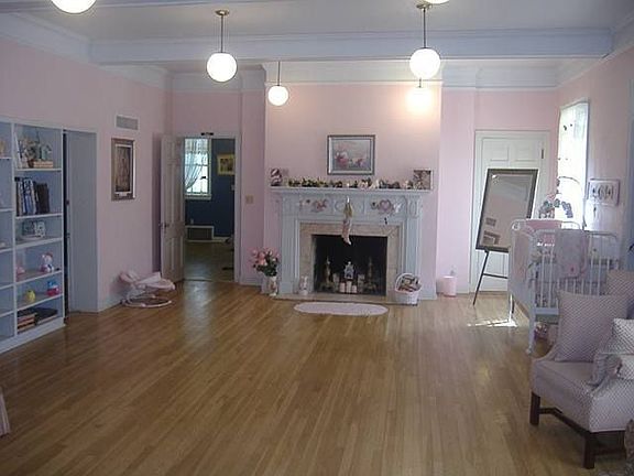 Beautiful formal living room!