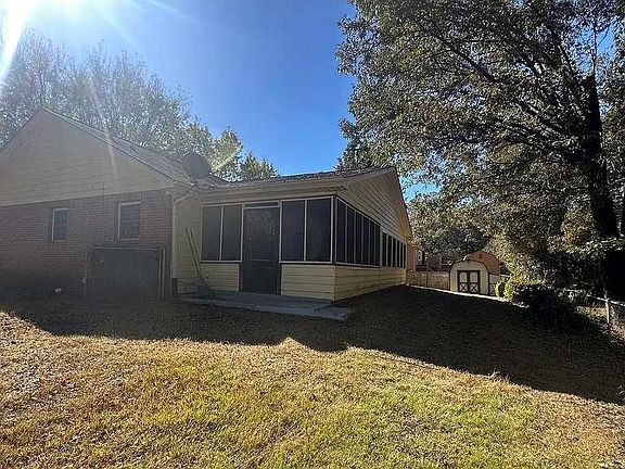 5th image of 574 Almand Branch Rd SE