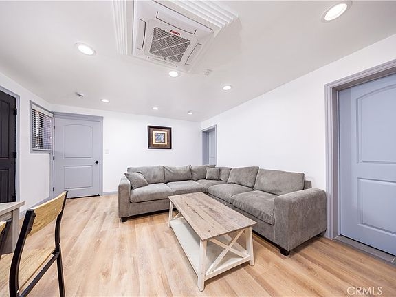 5th image of 560 Coleman Ave #560