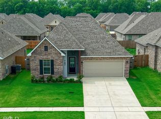 747 Crozier Dr, Bossier City, LA 71111