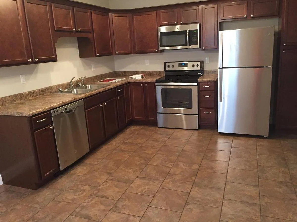2045 Big Chiefs Skyview Drive — Photo 2