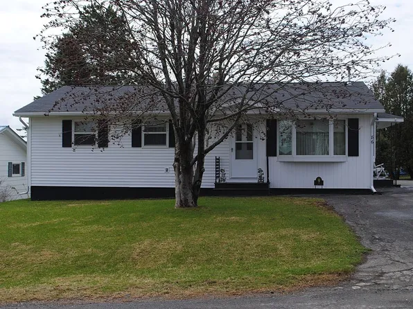86 Garden Cir, Caribou, ME 04736