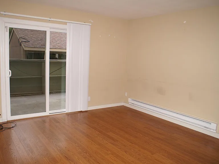 3300 Red Cedar Ter — Photo 3