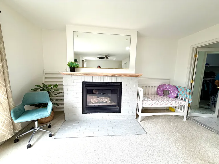 24605 Millcreek Dr — Photo 20