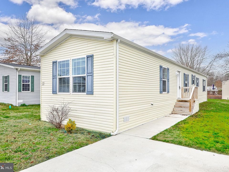 1st image of 31597 Oak Ct #H103
