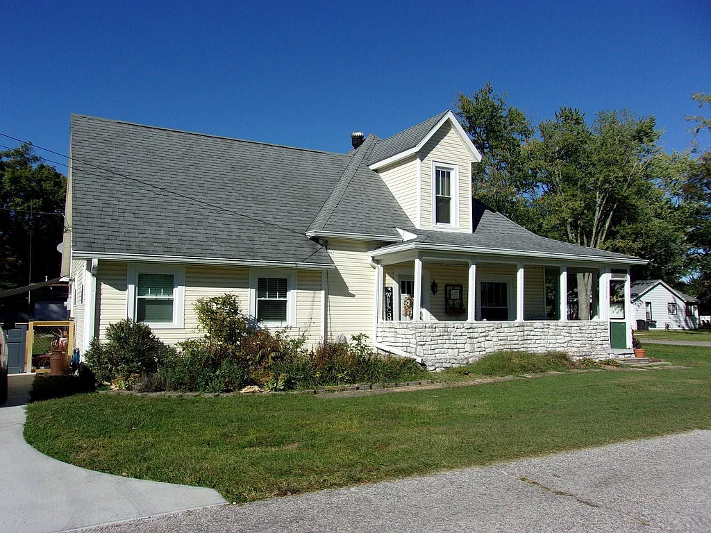 Property main image