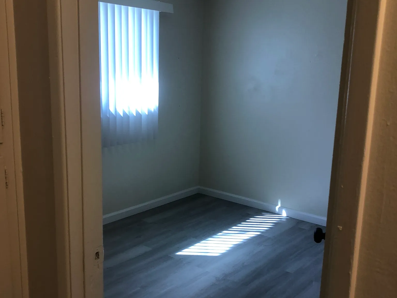 3 bed, 1000 sqft, $2,600 — Photo 3