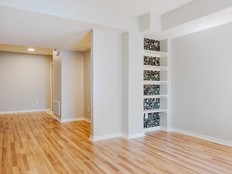 2213 Main St #5 — Photo 11