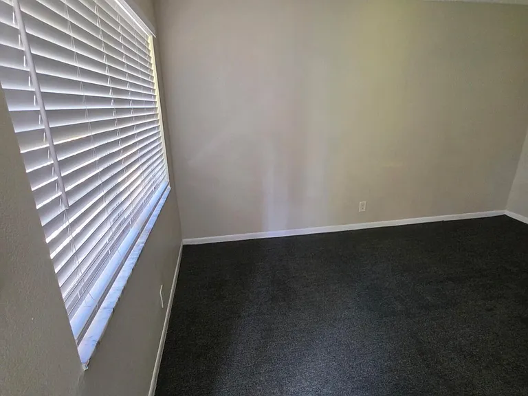 5168 NE 6th Ave #424 — Photo 8