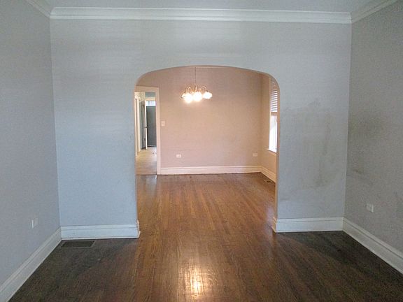 3rd image of 5226 W 30th Pl
