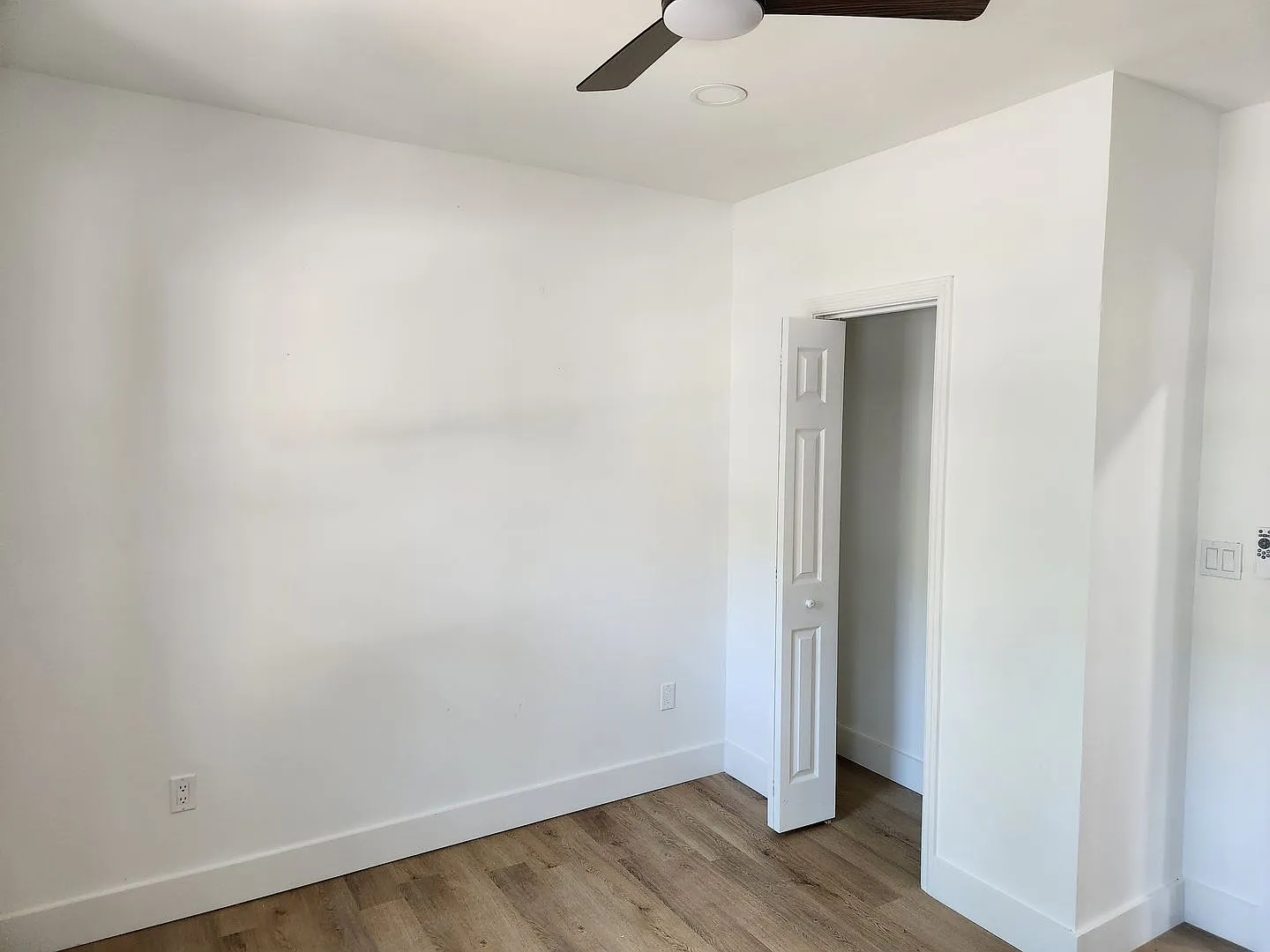 Spacious and Updated Home with Split Floor Plan — Photo 4